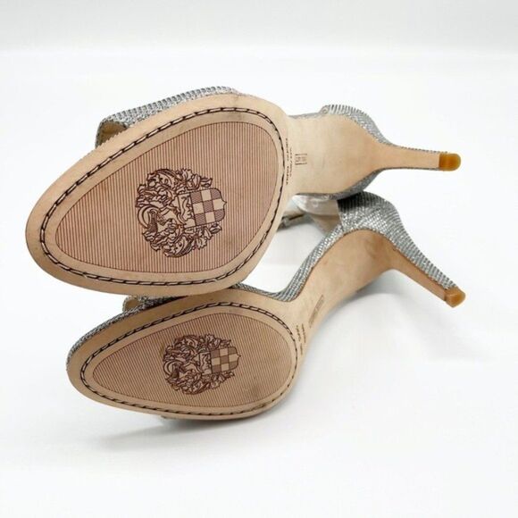 VINCE CAMUTO Court Metallic Ankle Strap Sandals - Picture 8 of 10